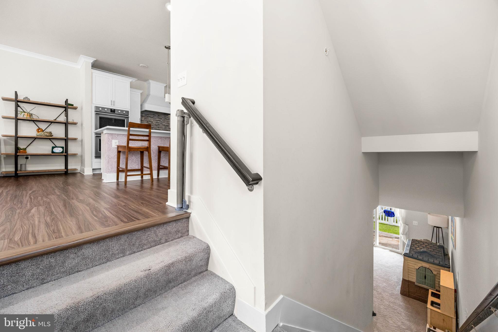 SEA OAKS VILLAGE - Residential