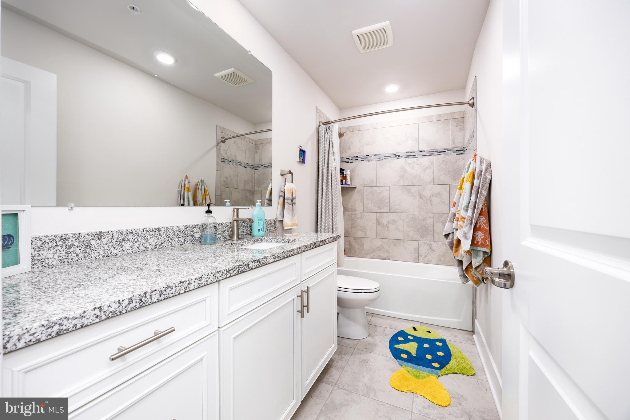 SEA OAKS VILLAGE - Residential