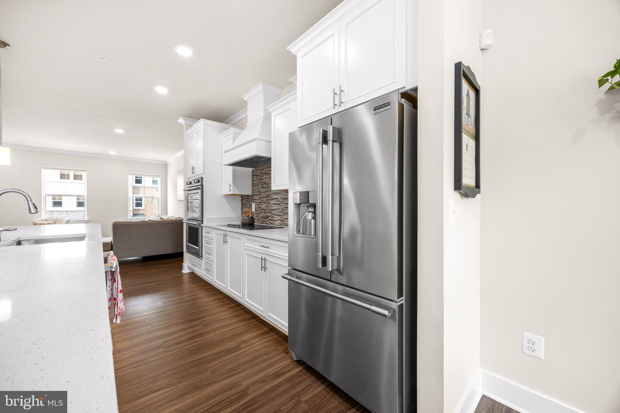 SEA OAKS VILLAGE - Residential