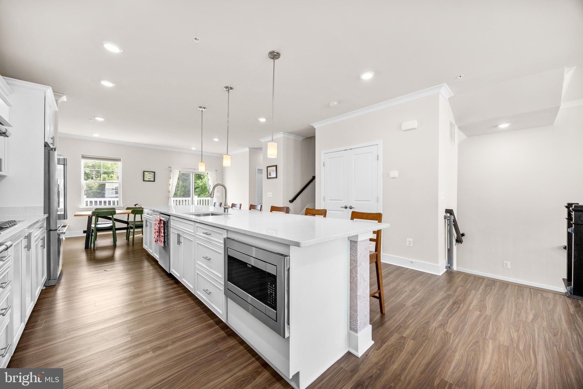 SEA OAKS VILLAGE - Residential