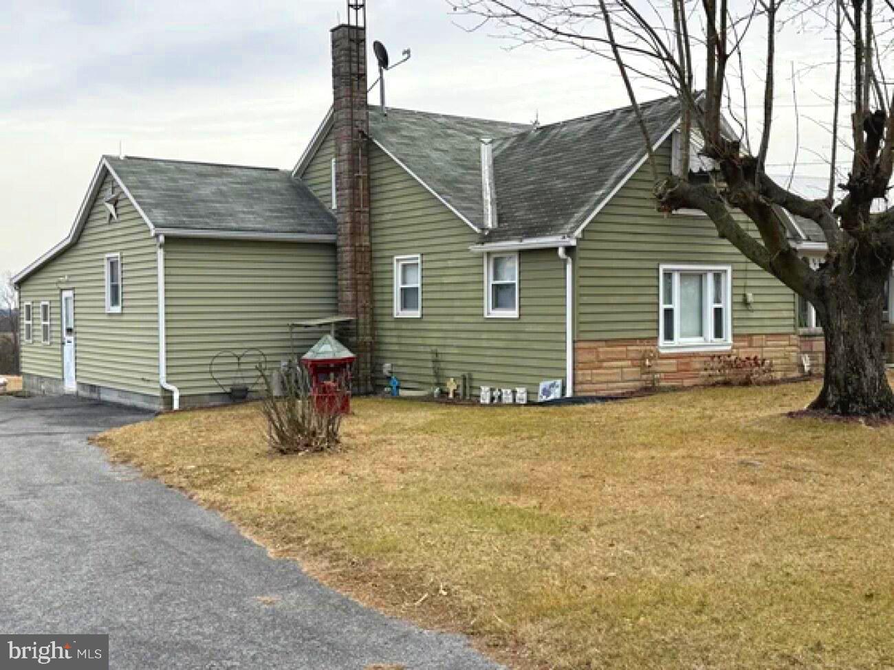 1421 MCCLURES GAP ROAD