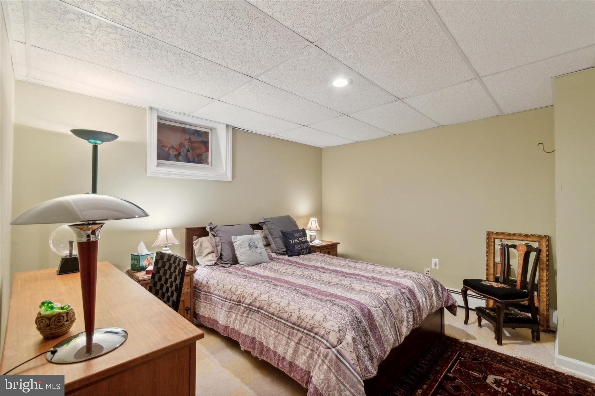 CHADDS FORD - Residential