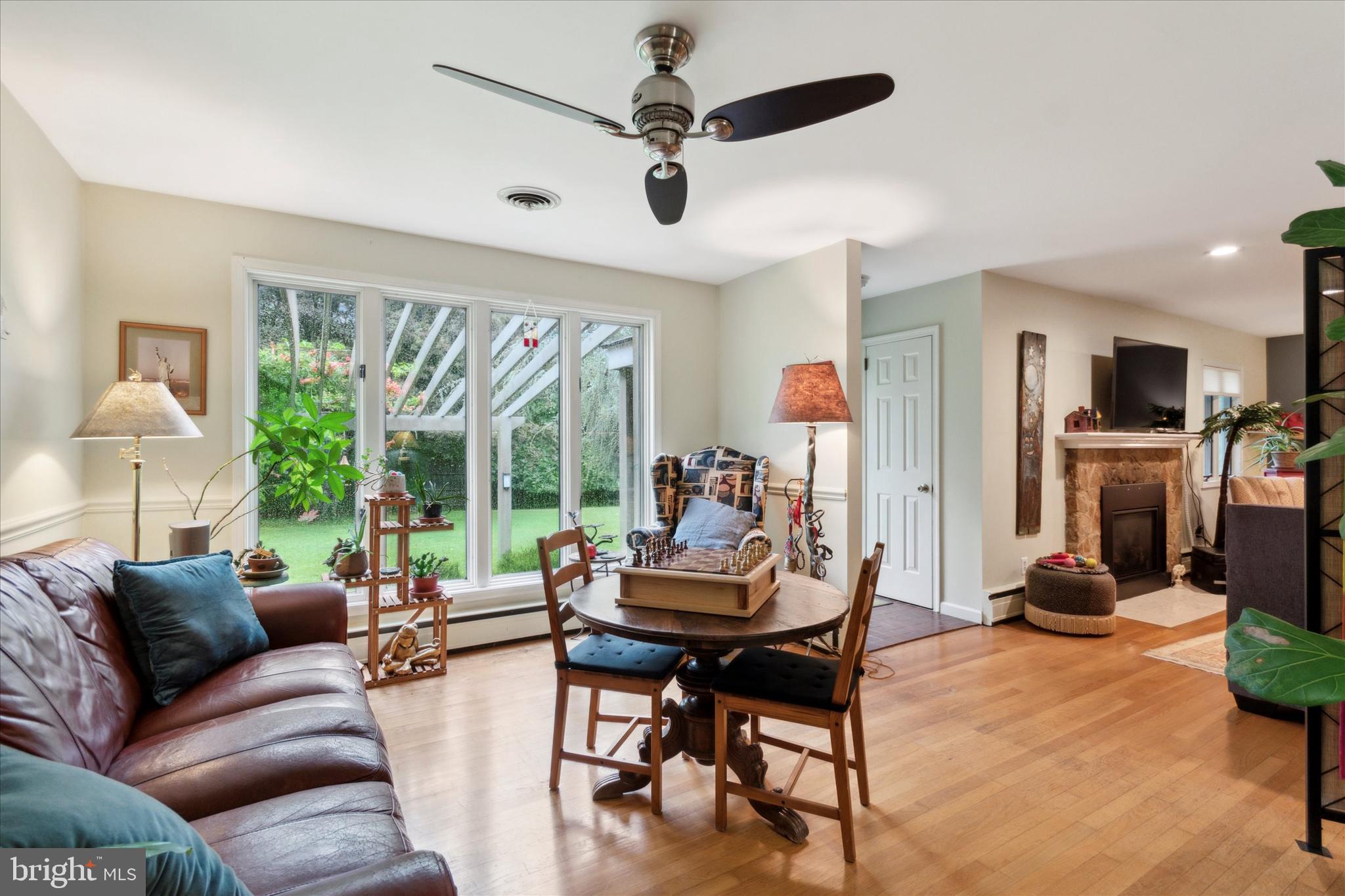 CHADDS FORD - Residential