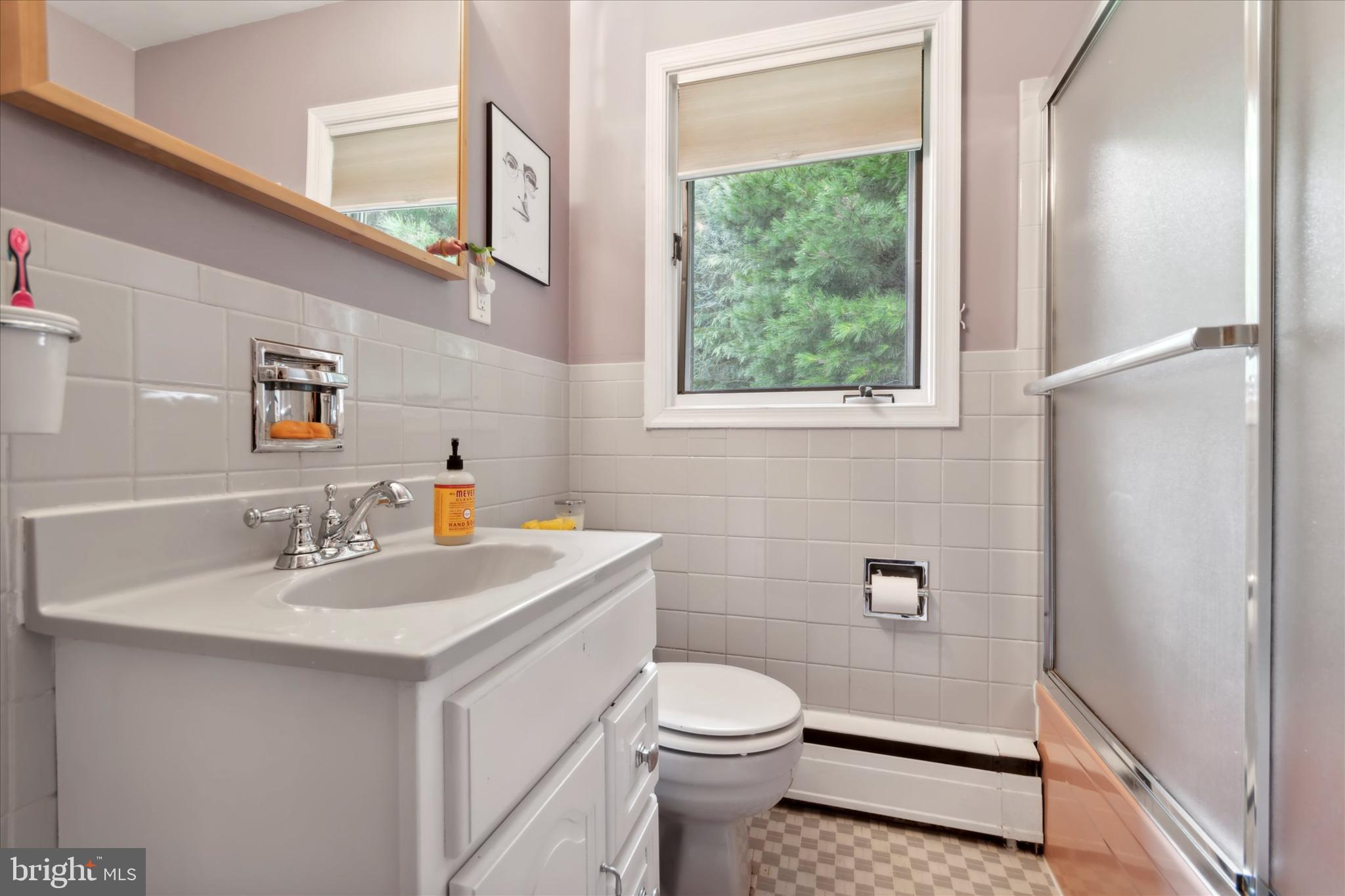 CHADDS FORD - Residential