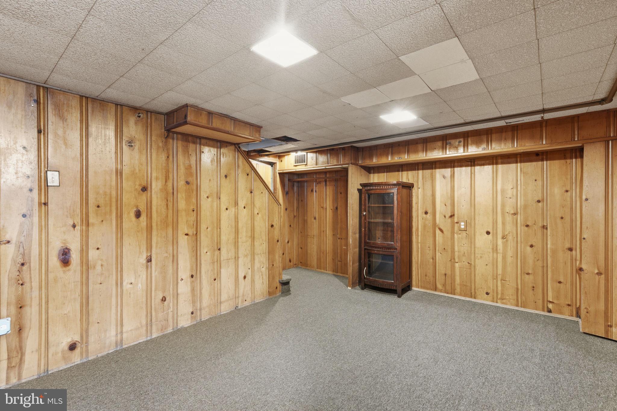 MIDDLESEX - Residential