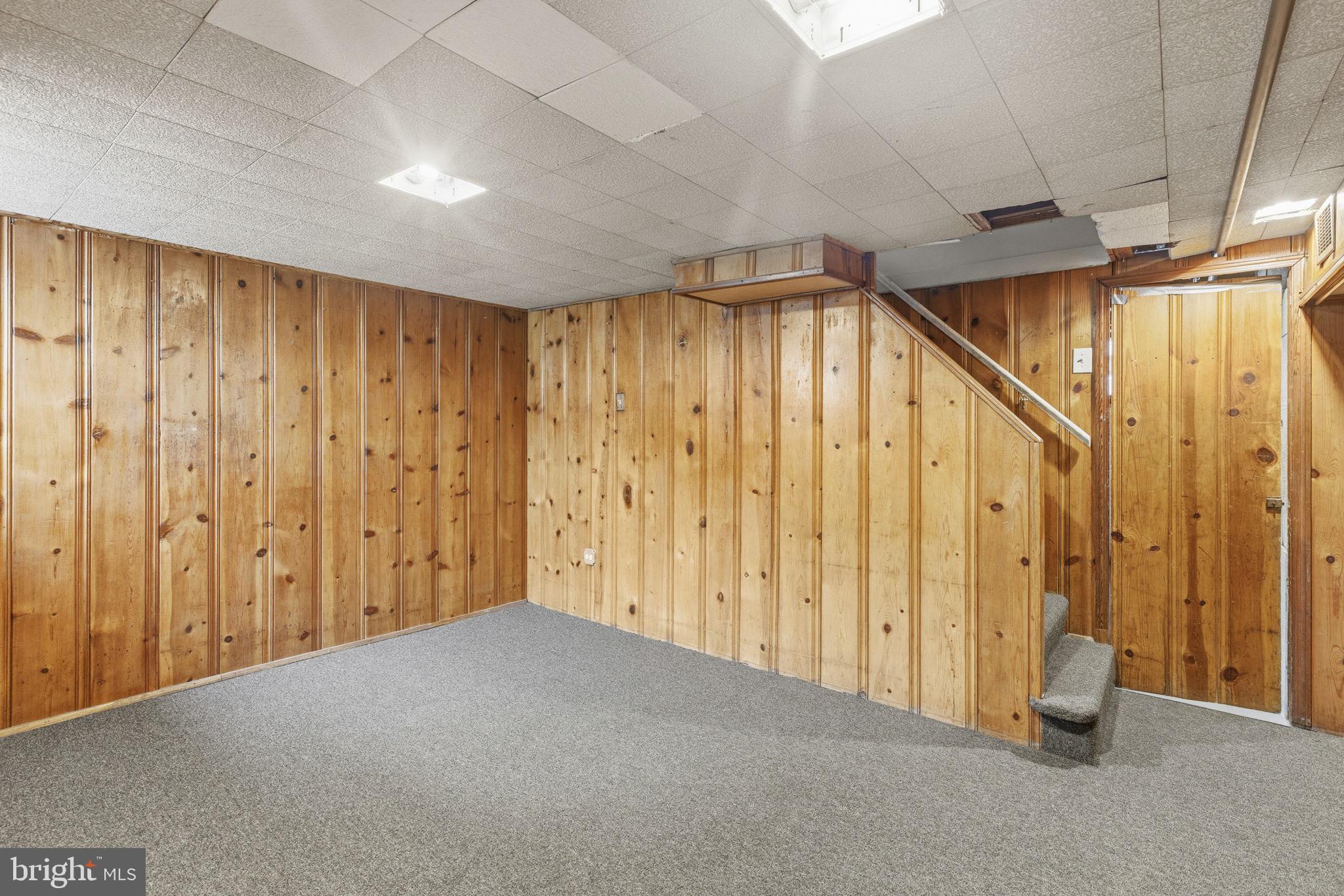 MIDDLESEX - Residential