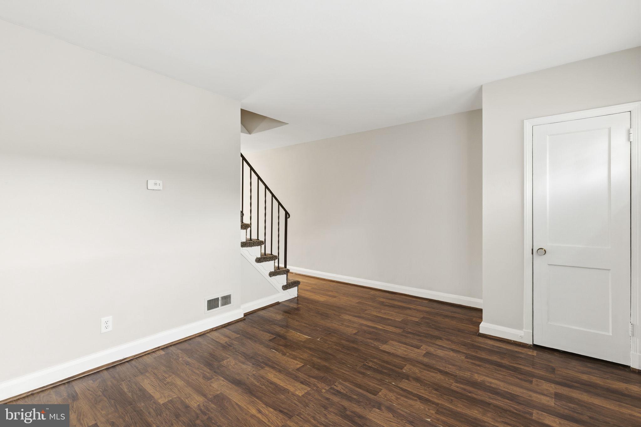 MIDDLESEX - Residential