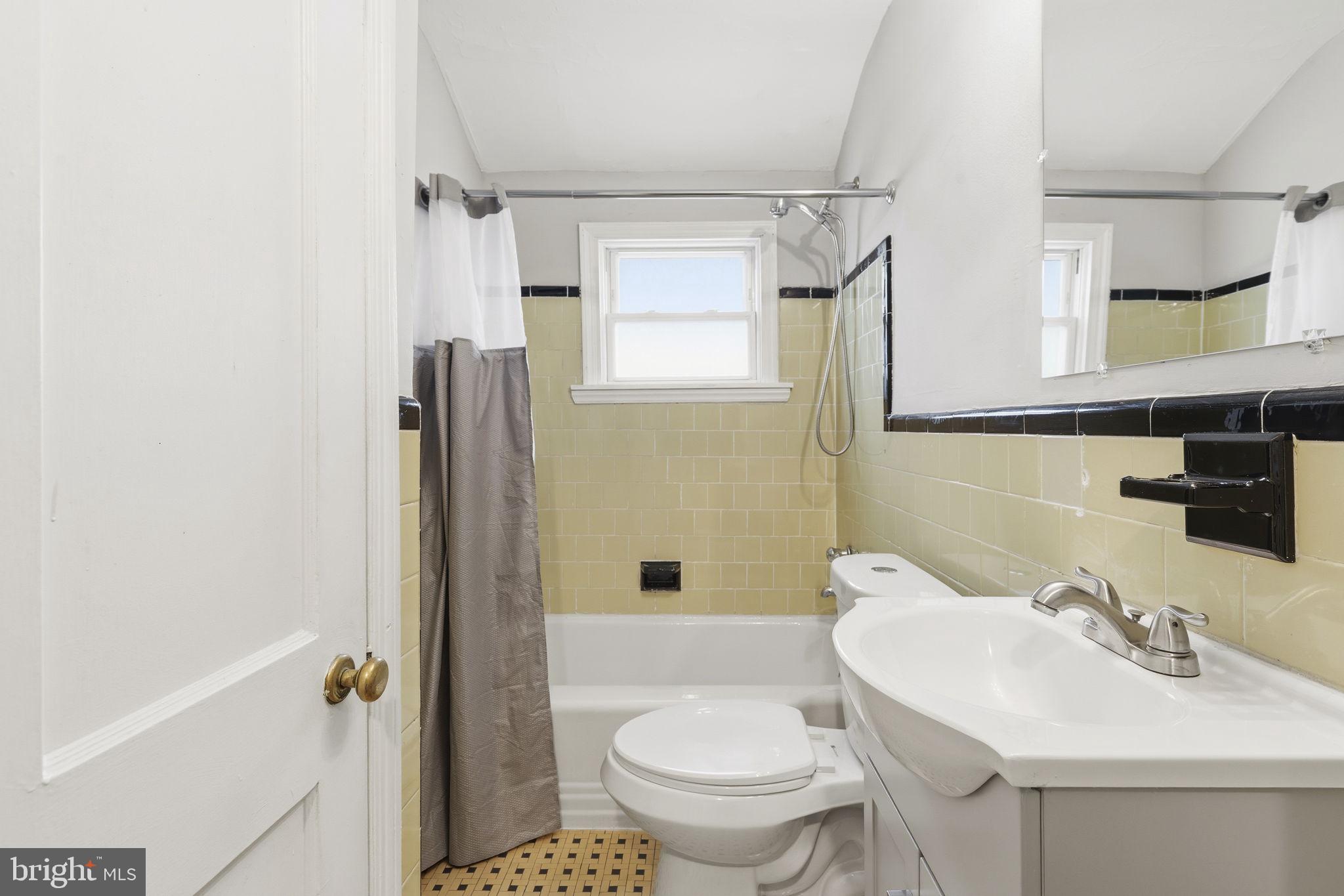 MIDDLESEX - Residential