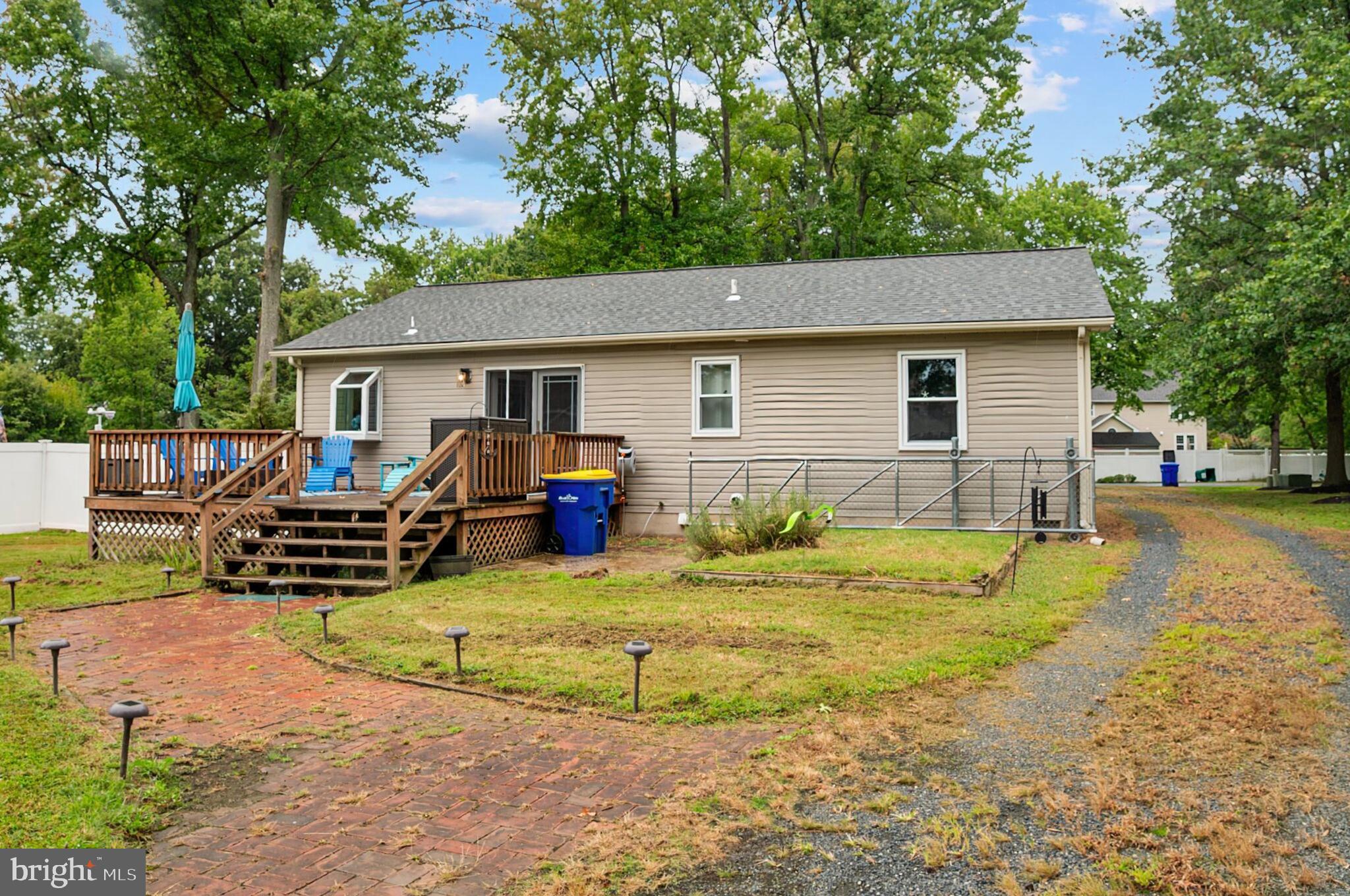 STEVENSVILLE - Residential