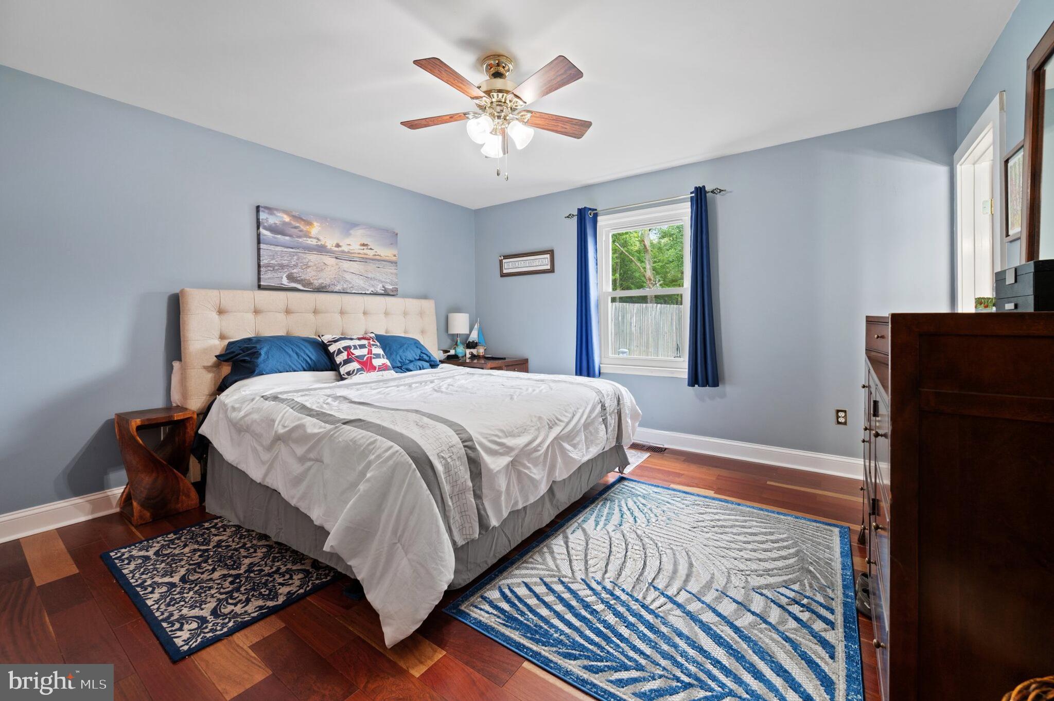 STEVENSVILLE - Residential