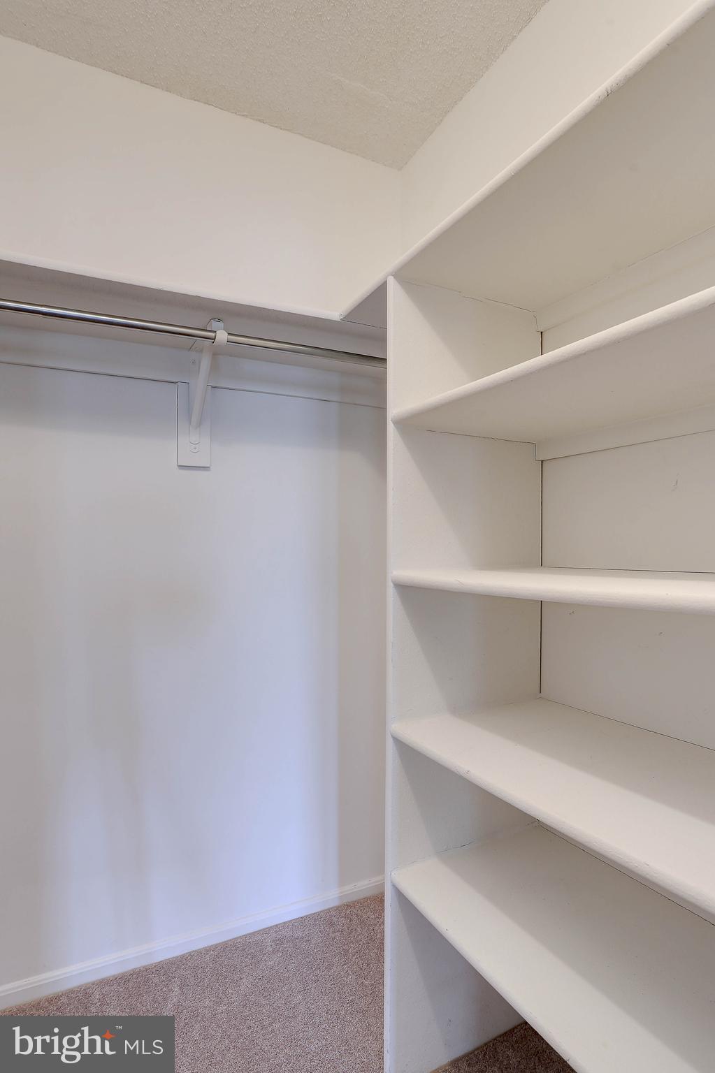 LEISURE WORLD - Residential