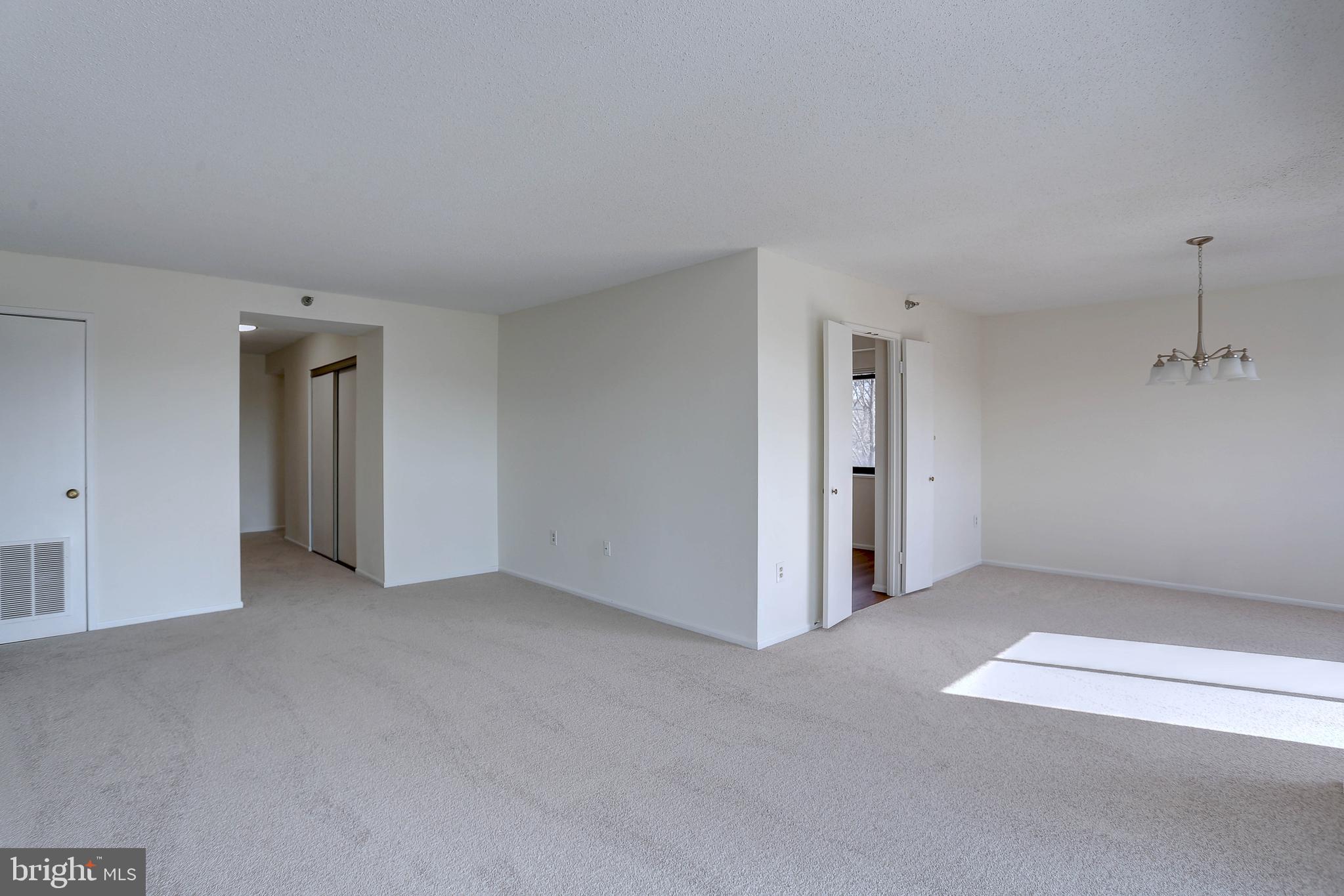 LEISURE WORLD - Residential