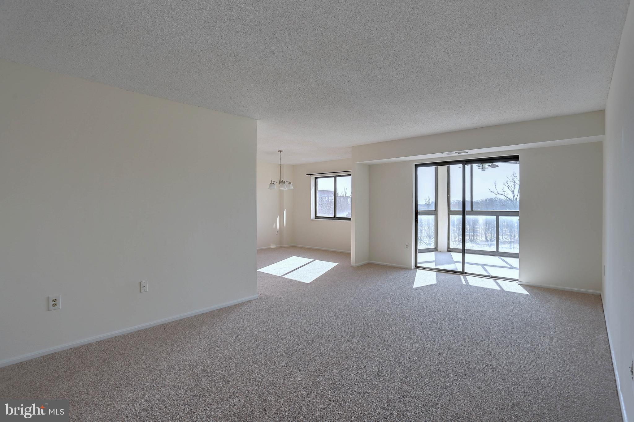 LEISURE WORLD - Residential