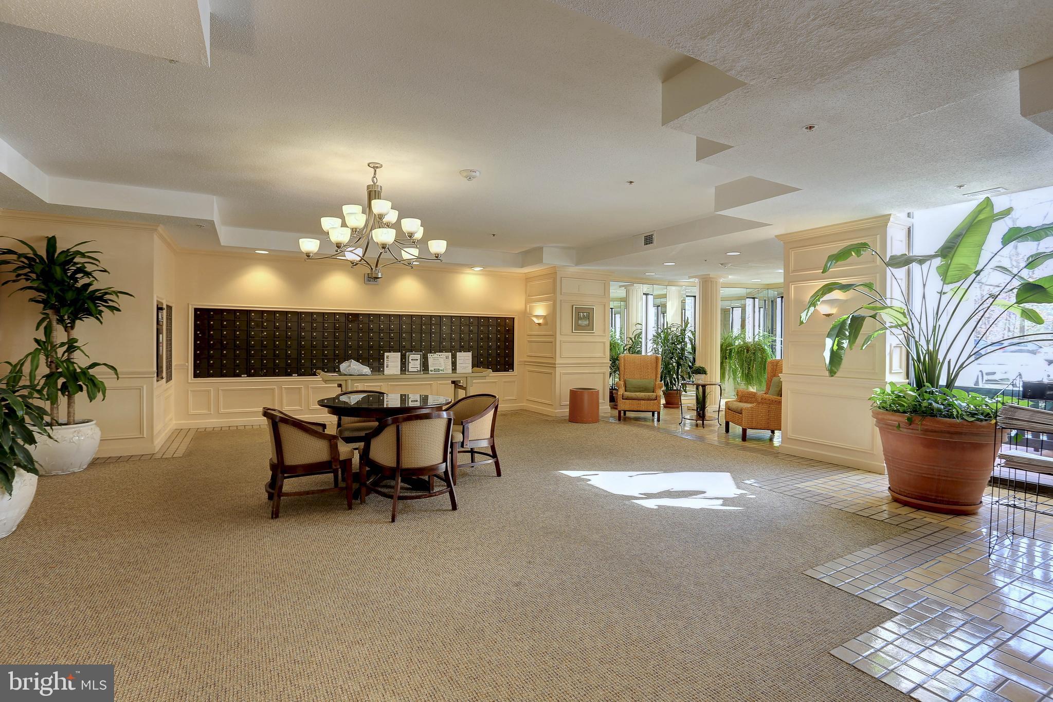 LEISURE WORLD - Residential