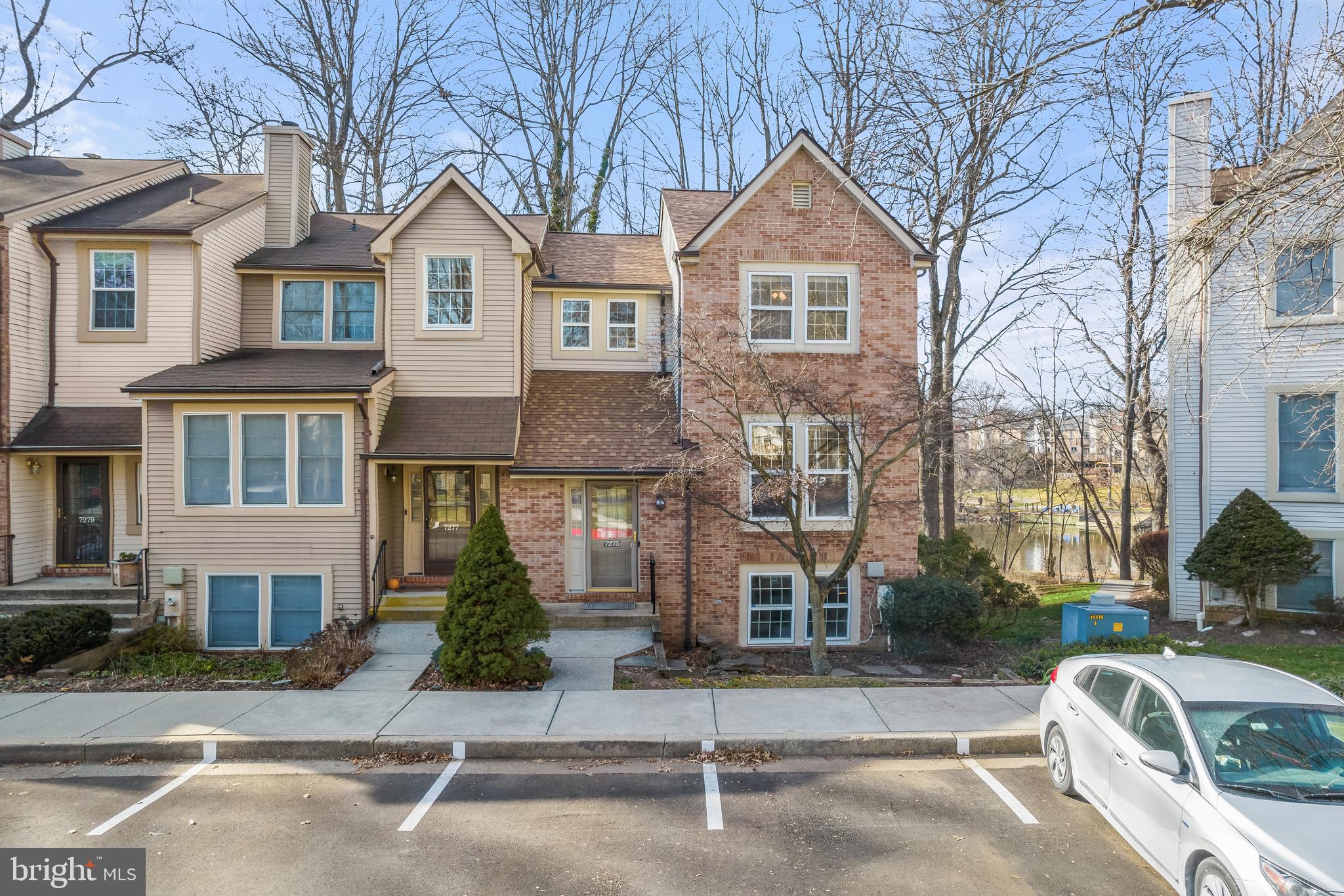 VILLAGE OF OWEN BROWN - Residential