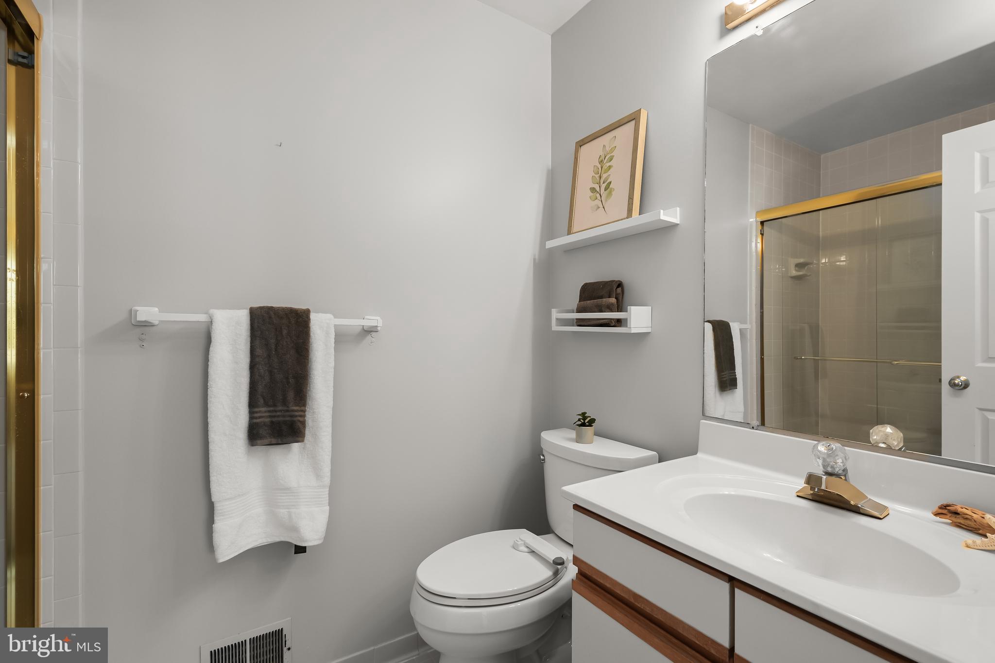 VILLAGE OF OWEN BROWN - Residential