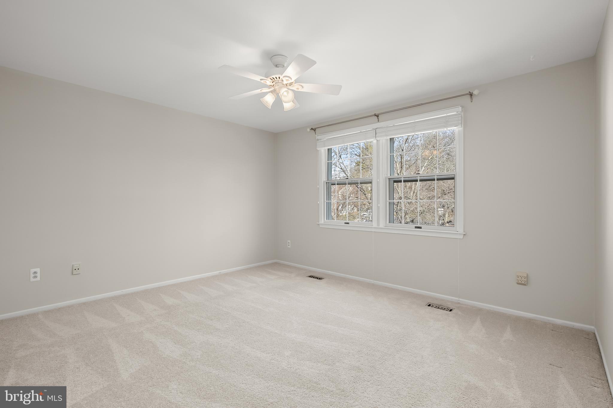 VILLAGE OF OWEN BROWN - Residential