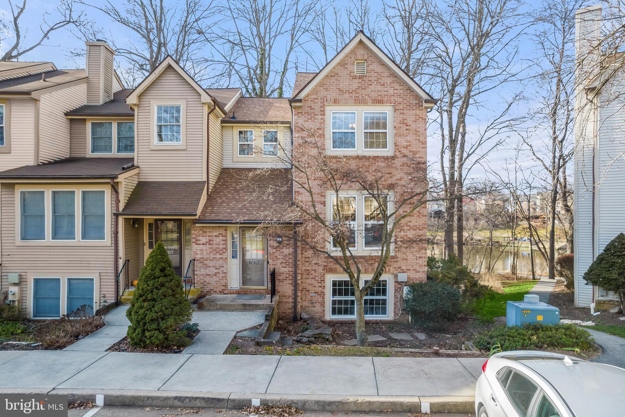 VILLAGE OF OWEN BROWN - Residential