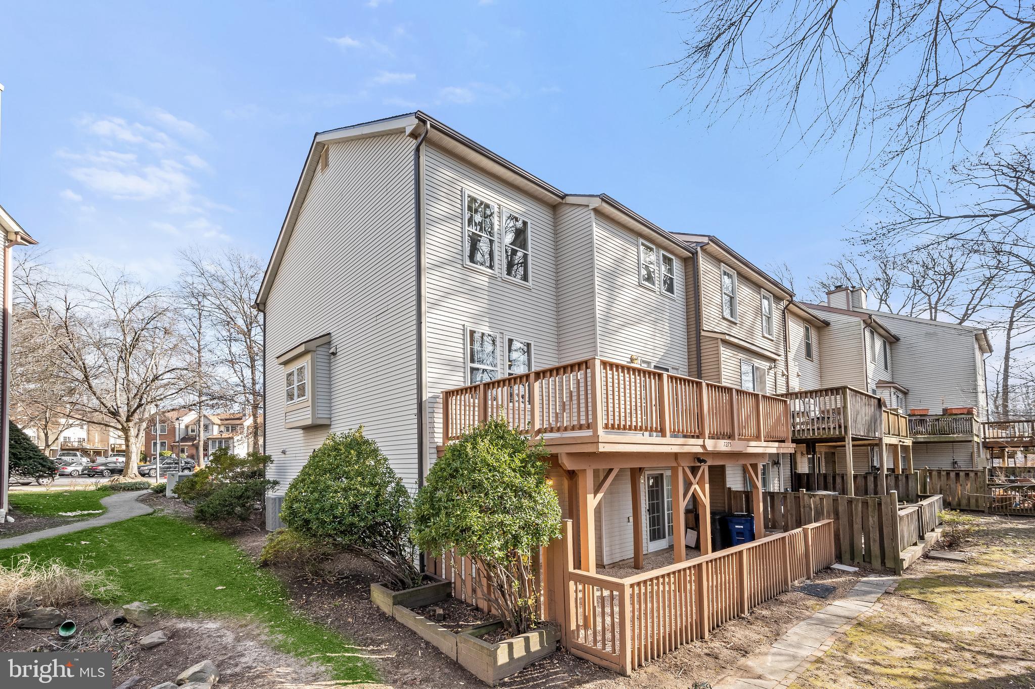 VILLAGE OF OWEN BROWN - Residential