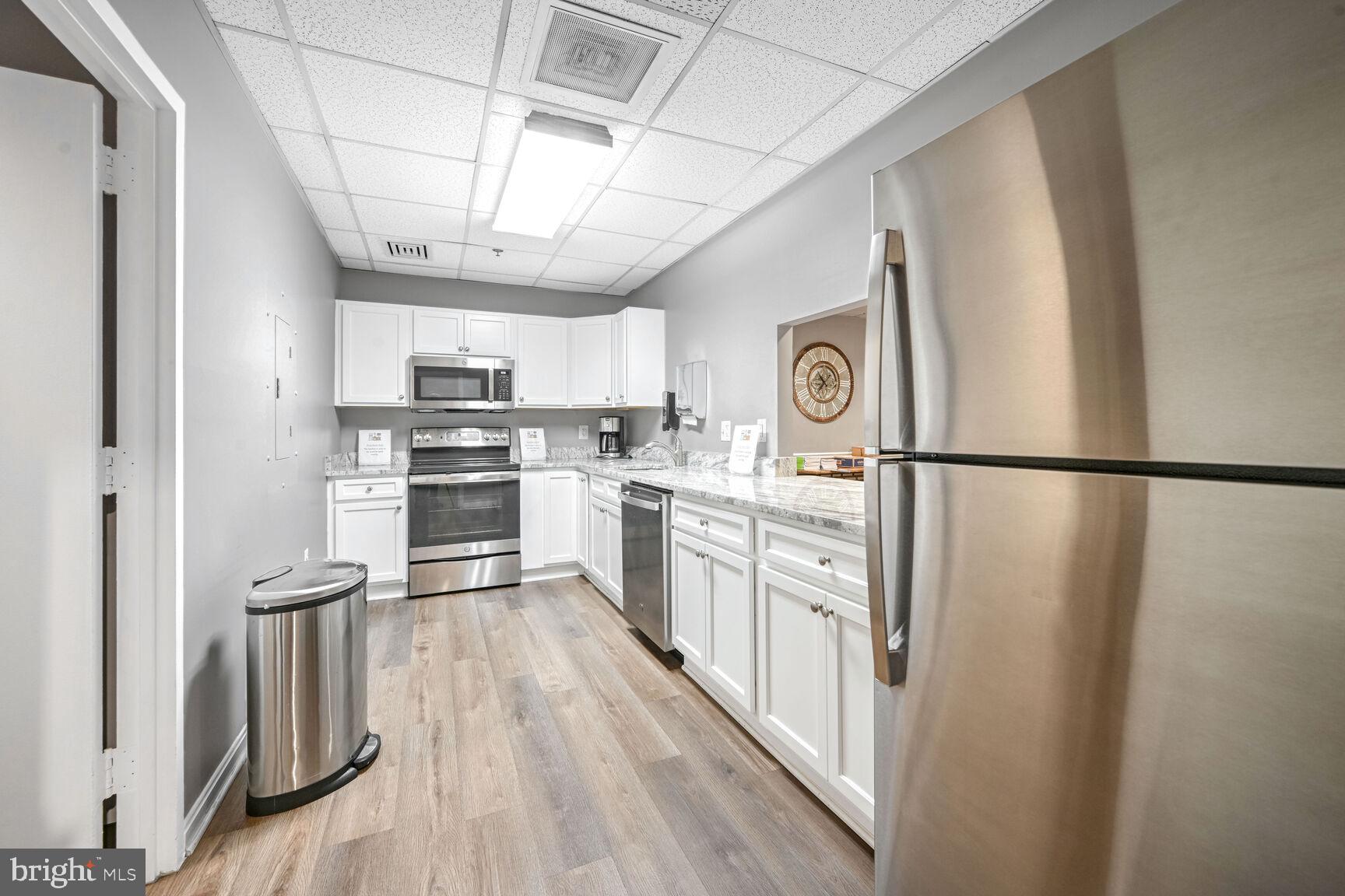 ROSSMOOR LEISURE WORLD - Residential