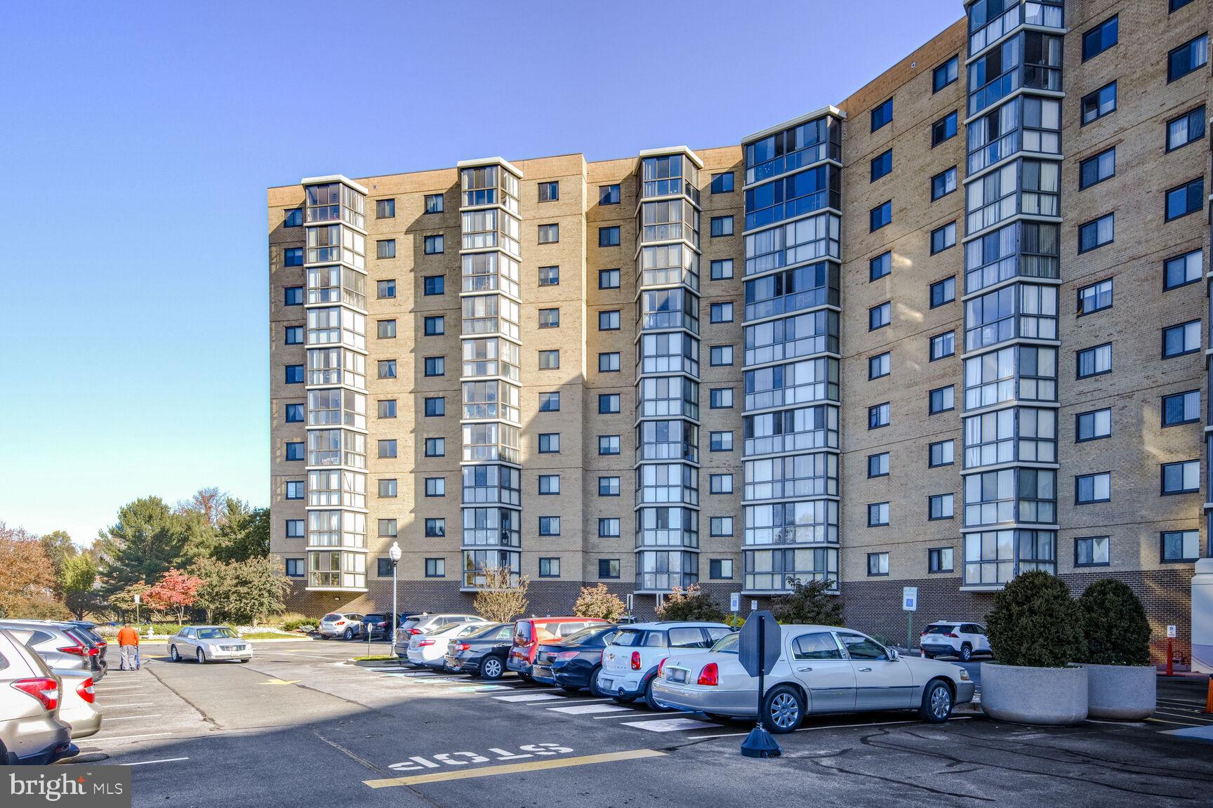 ROSSMOOR LEISURE WORLD - Residential