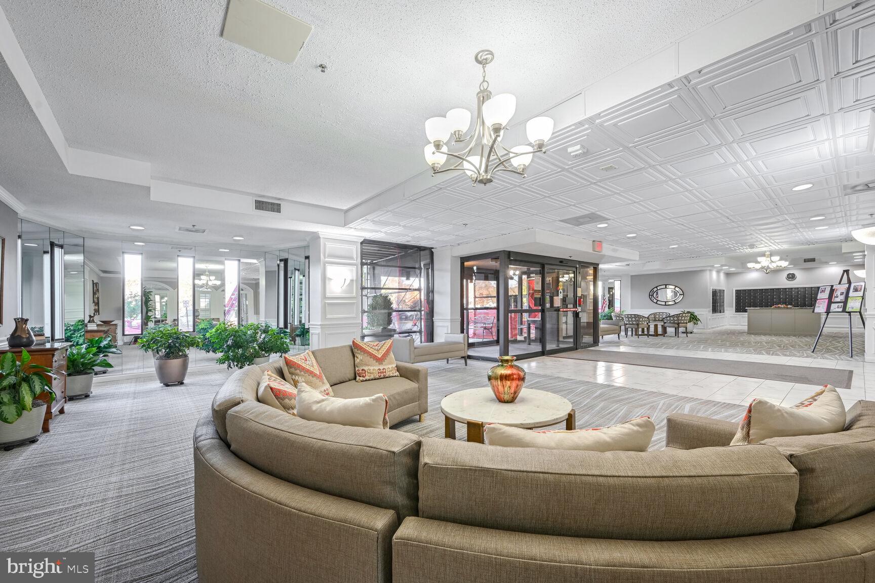 ROSSMOOR LEISURE WORLD - Residential