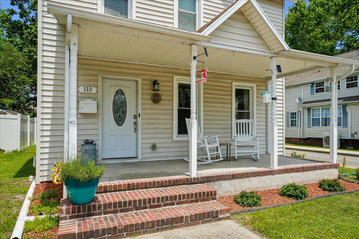 113 E EAST STREET