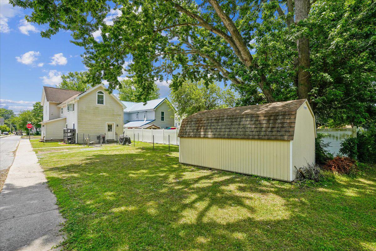 113 E EAST STREET