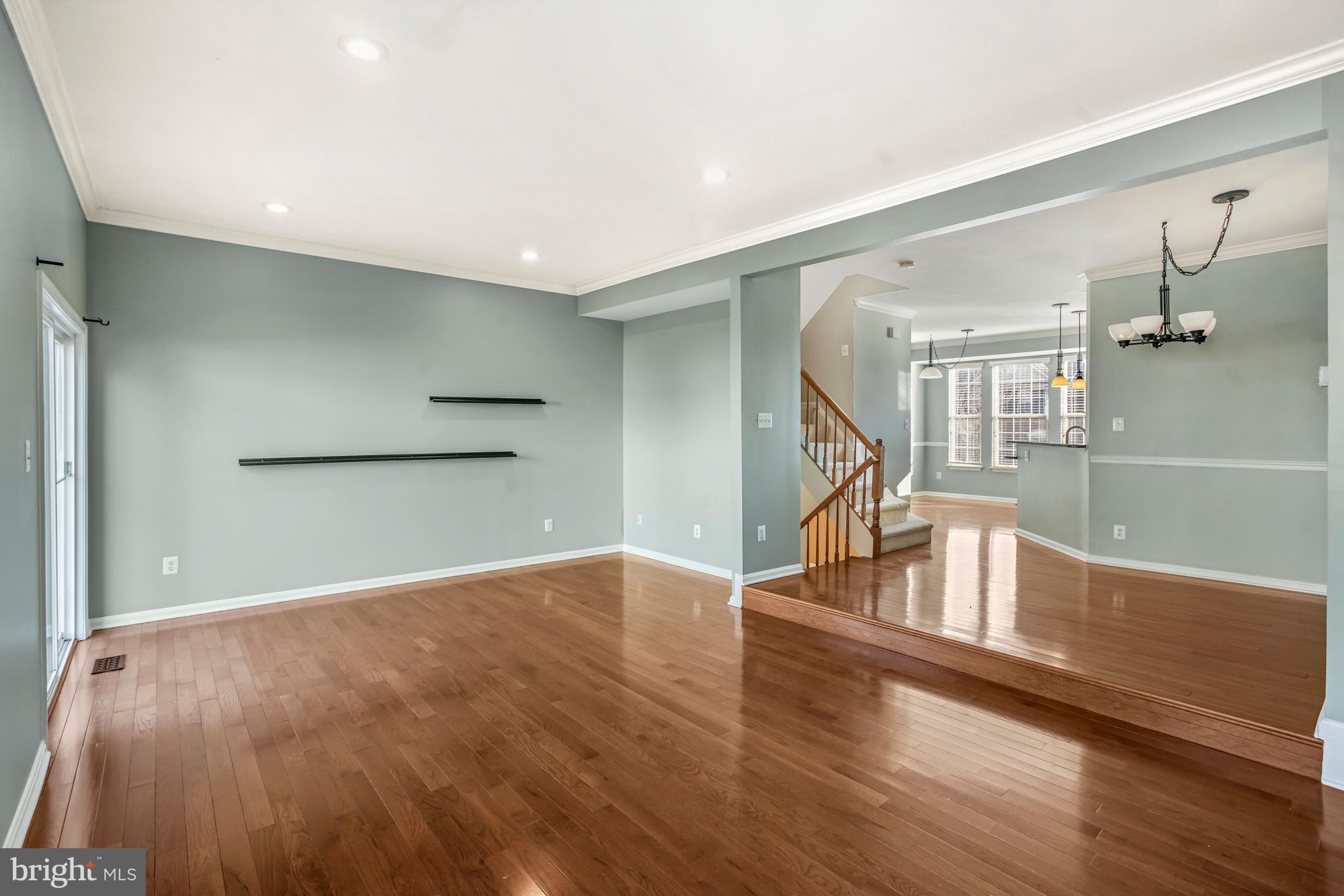 LAKE RIDGE - SPRINGWOODS - Residential Lease