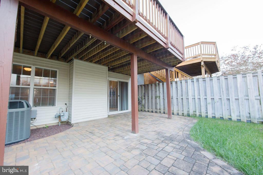 LAKE RIDGE - SPRINGWOODS - Residential Lease