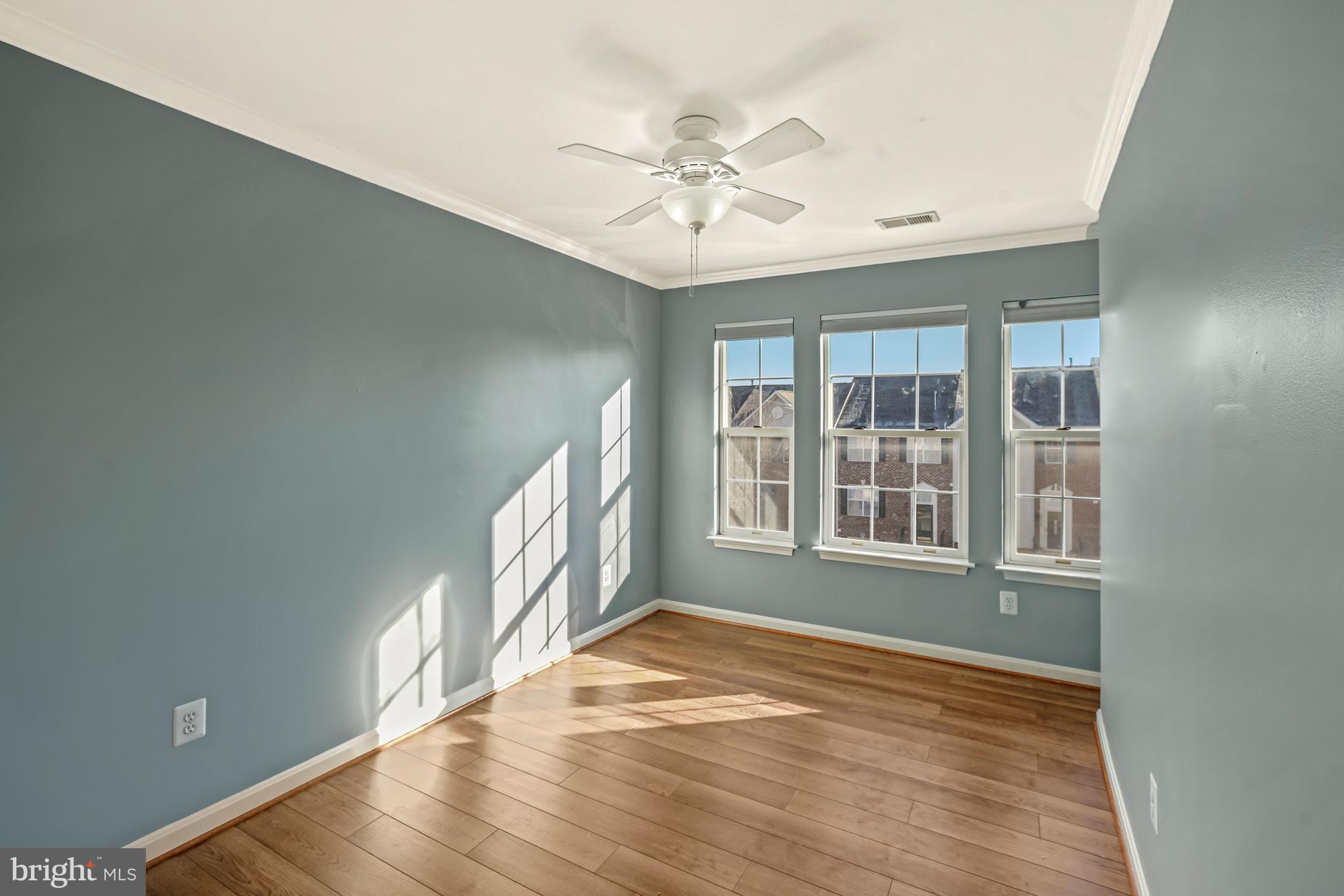 LAKE RIDGE - SPRINGWOODS - Residential Lease