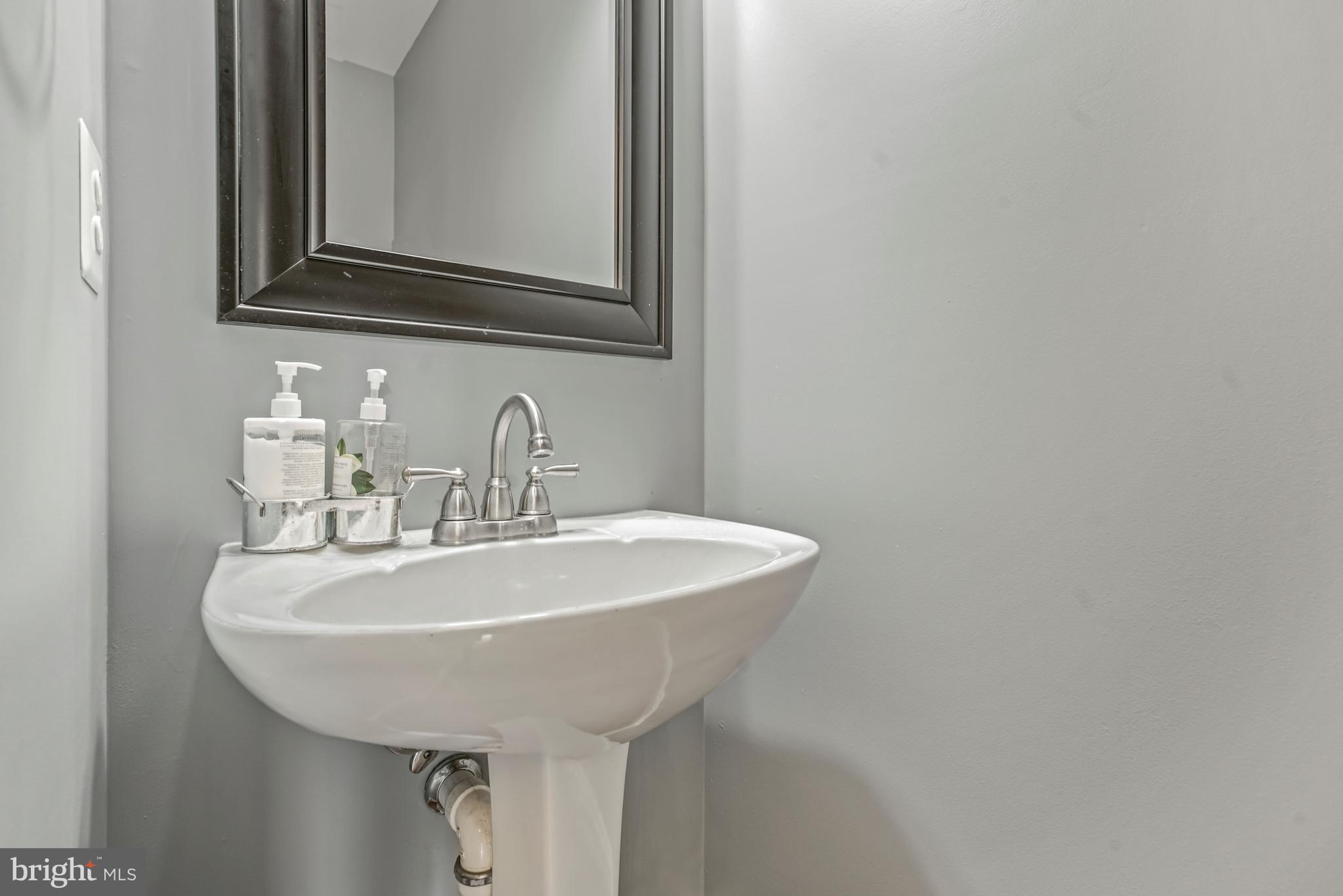 LAKE RIDGE - SPRINGWOODS - Residential Lease