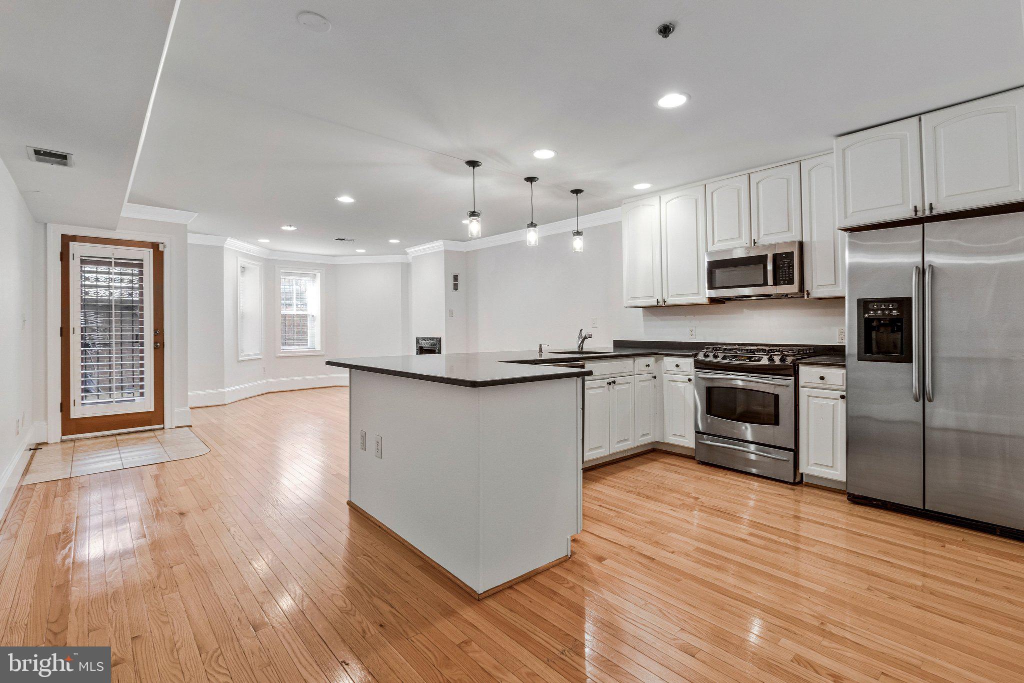 629 4TH STREET NE 1