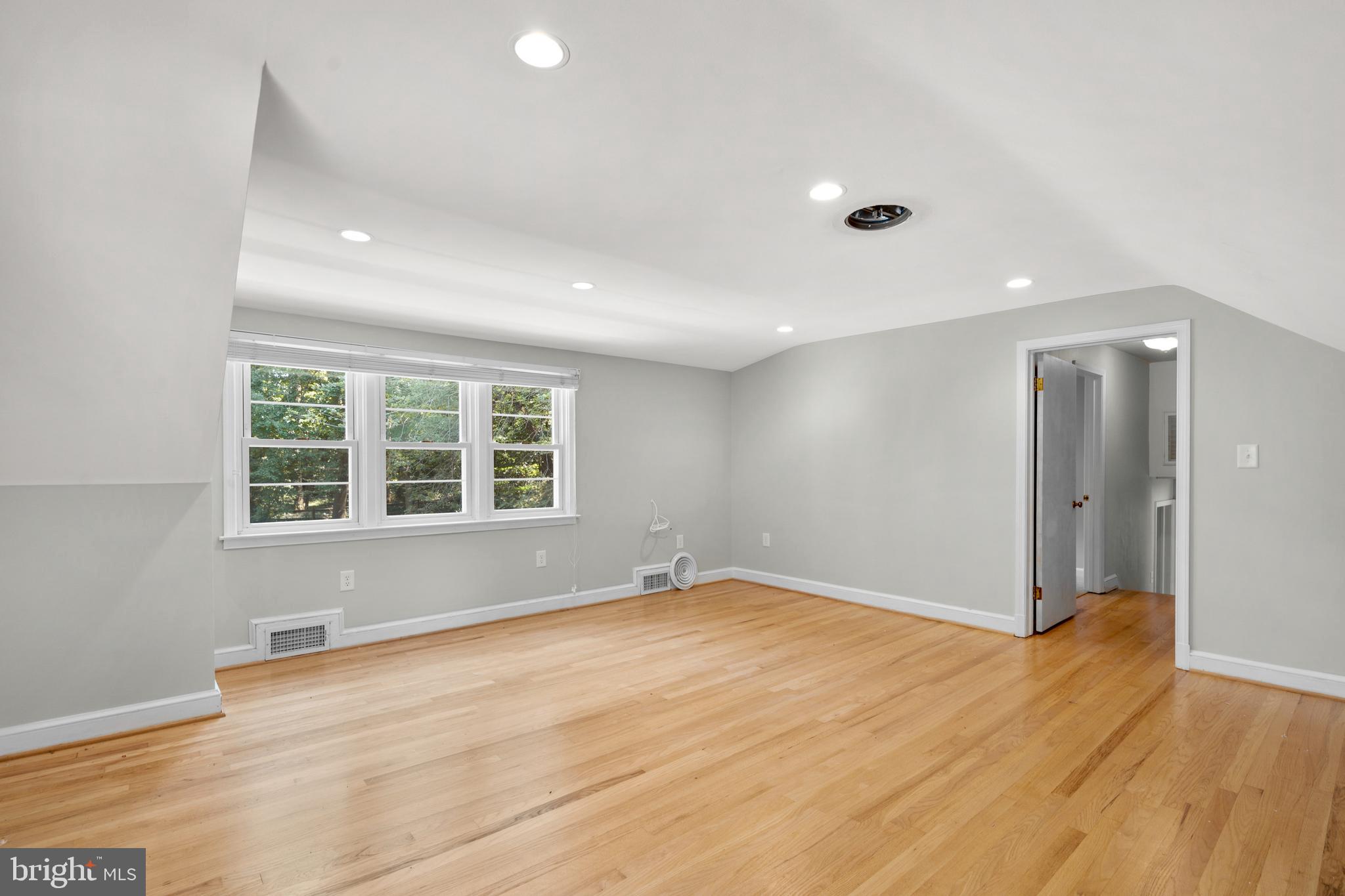 NORTH SEVERNSIDE - Residential