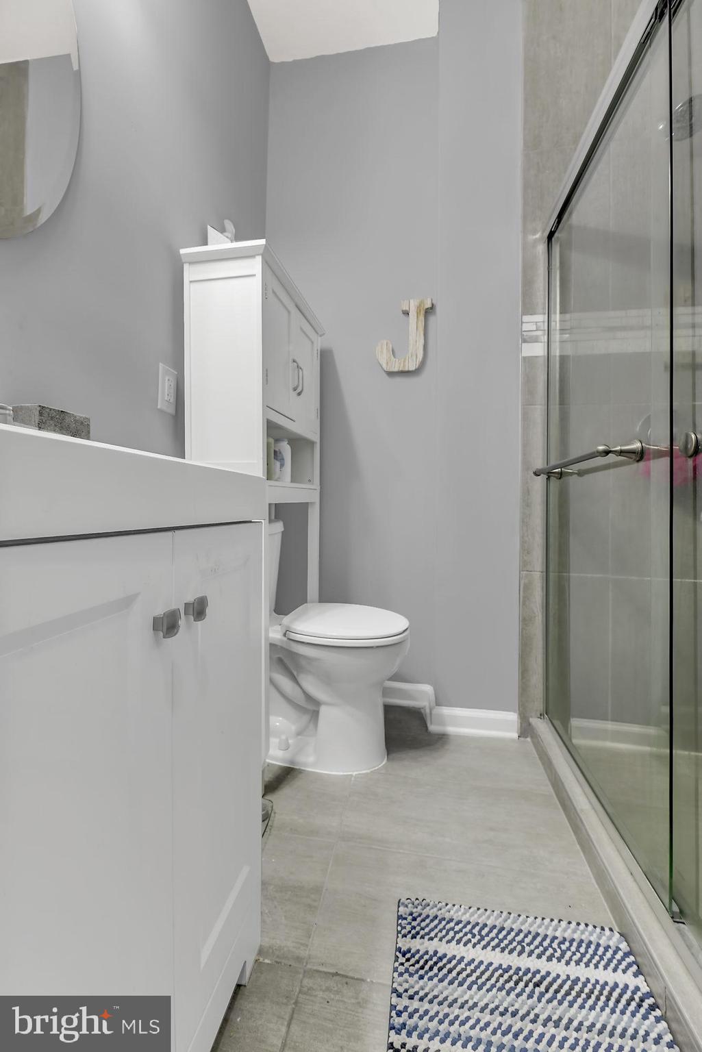 GREEKTOWN - Residential Lease