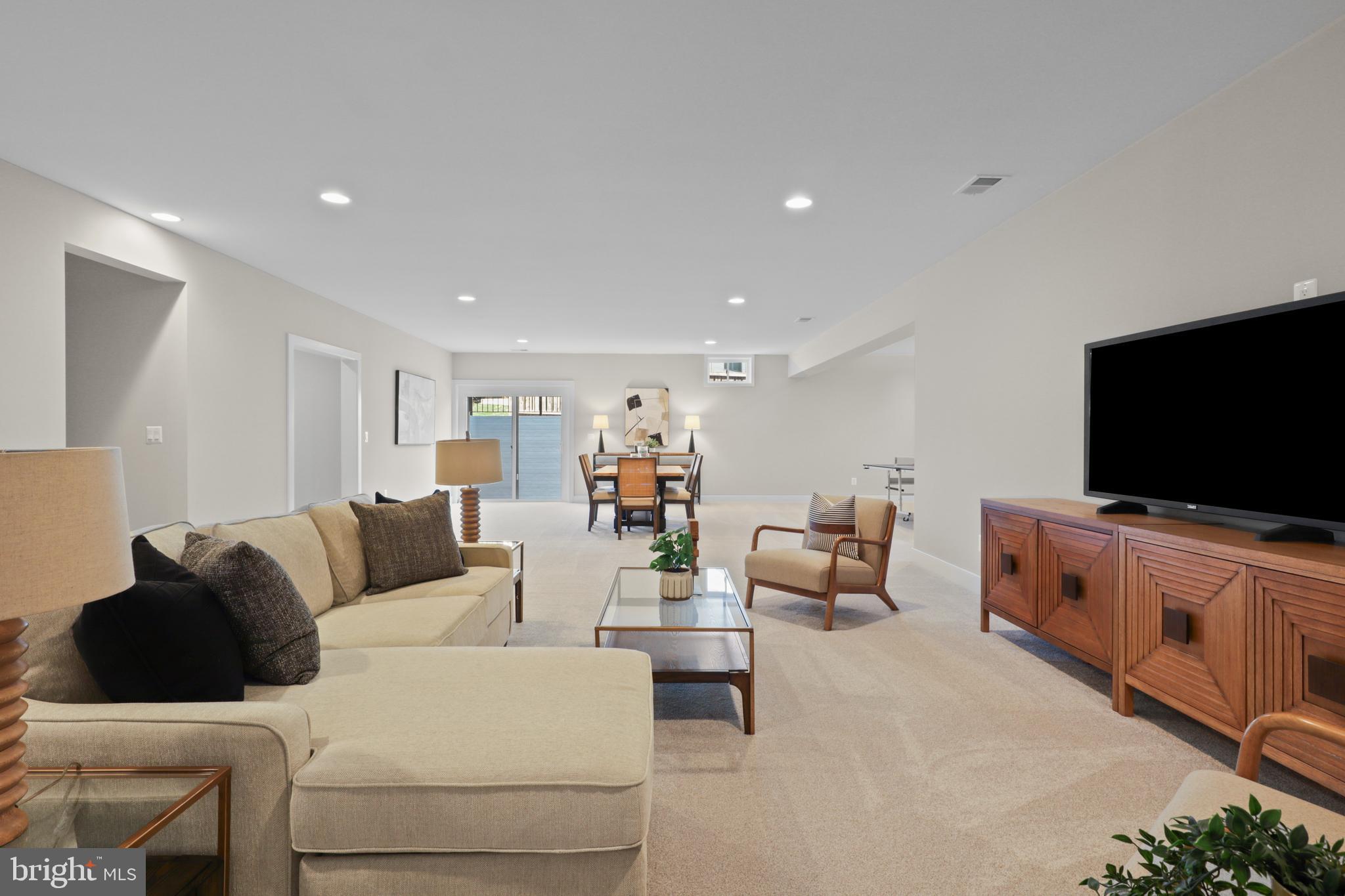 MANTUA HILLS - Residential