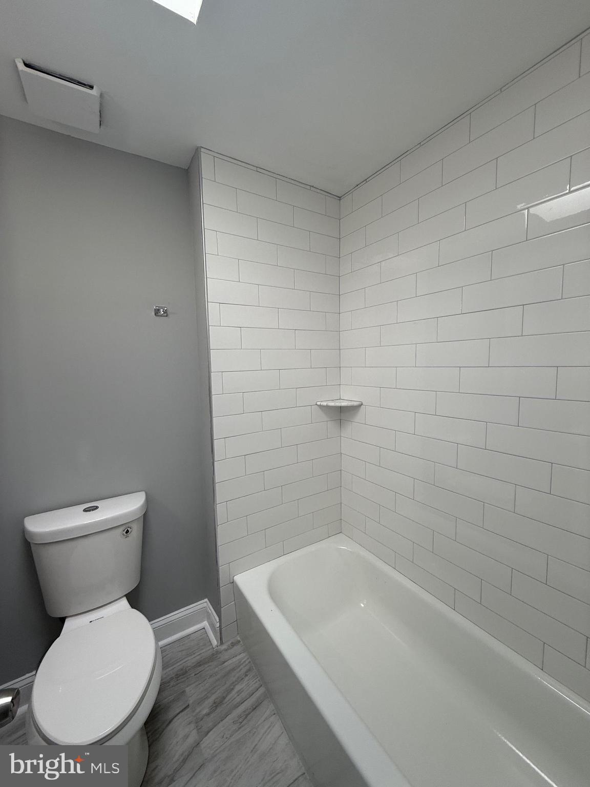BIDDLE STREET - Residential Lease