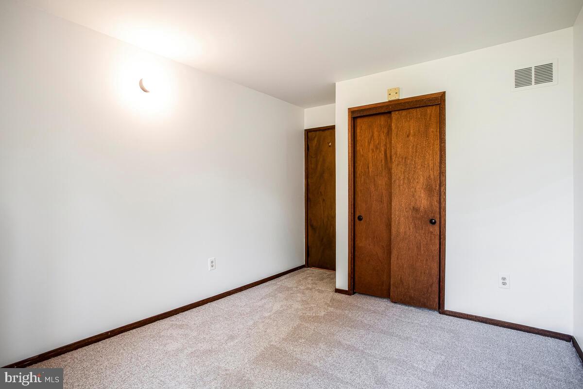 VILLAGE OF LONG REACH - Residential