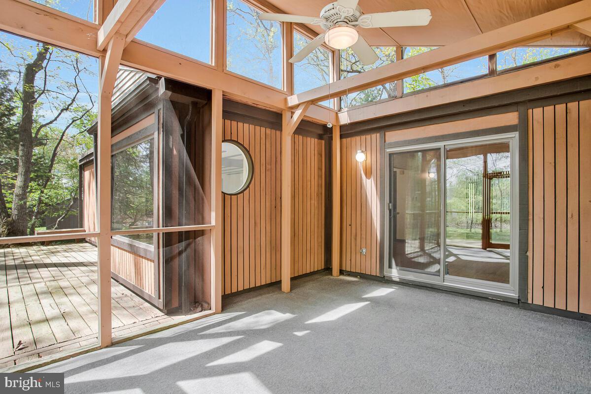 VILLAGE OF LONG REACH - Residential