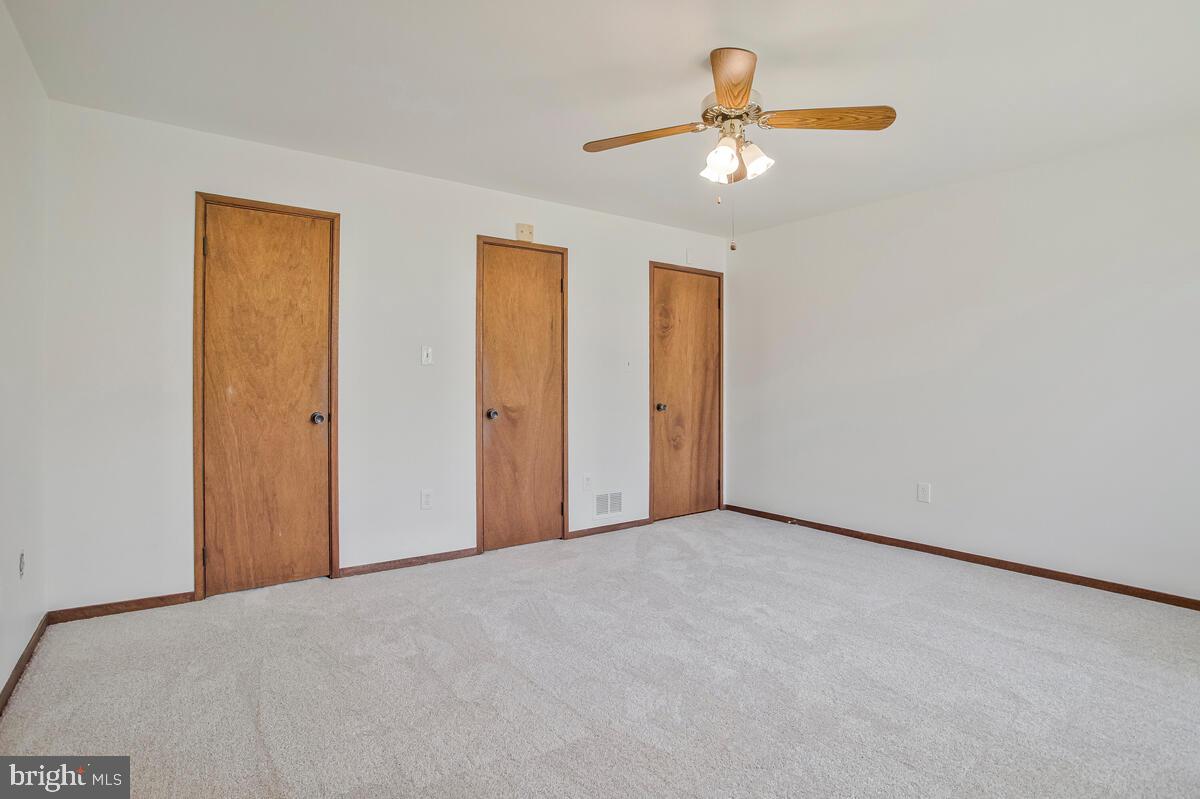 VILLAGE OF LONG REACH - Residential