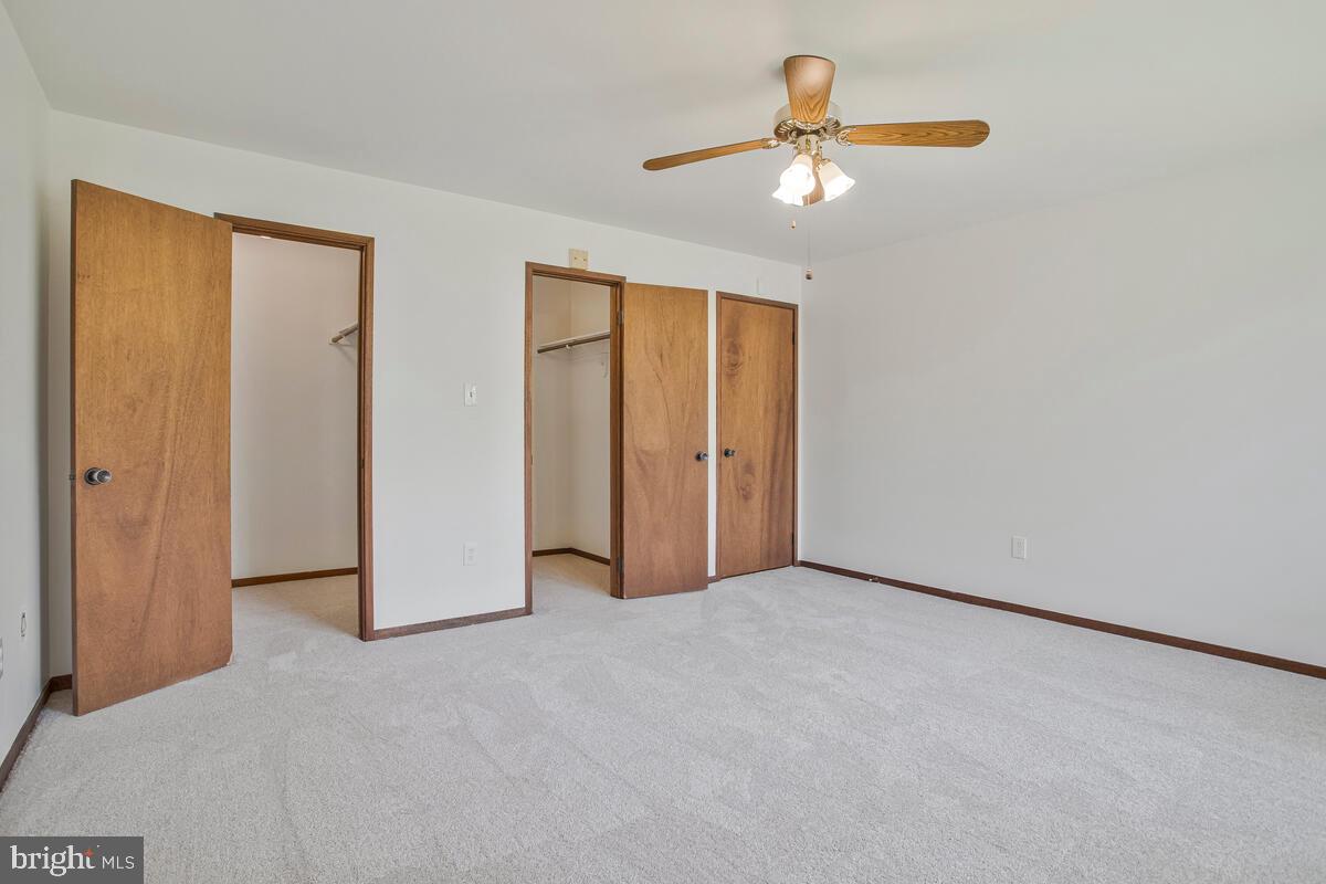 VILLAGE OF LONG REACH - Residential