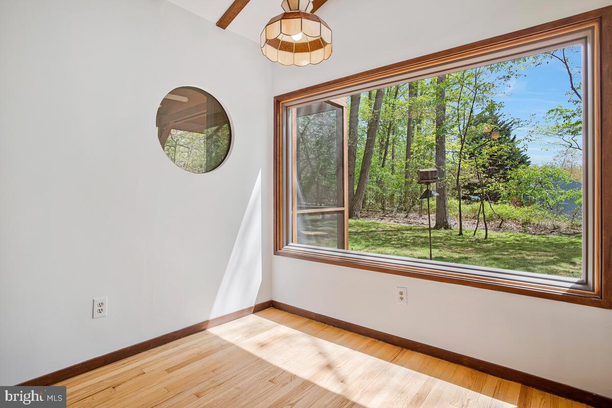 VILLAGE OF LONG REACH - Residential