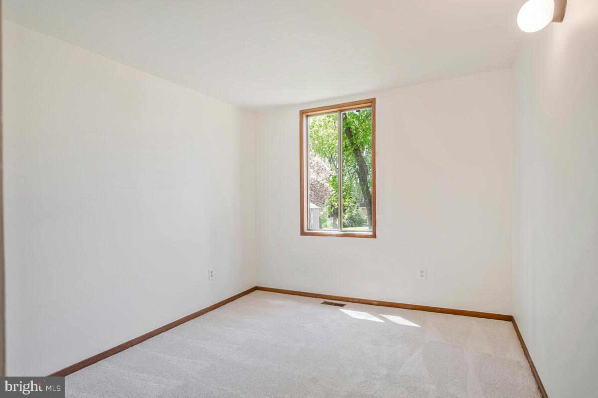 VILLAGE OF LONG REACH - Residential