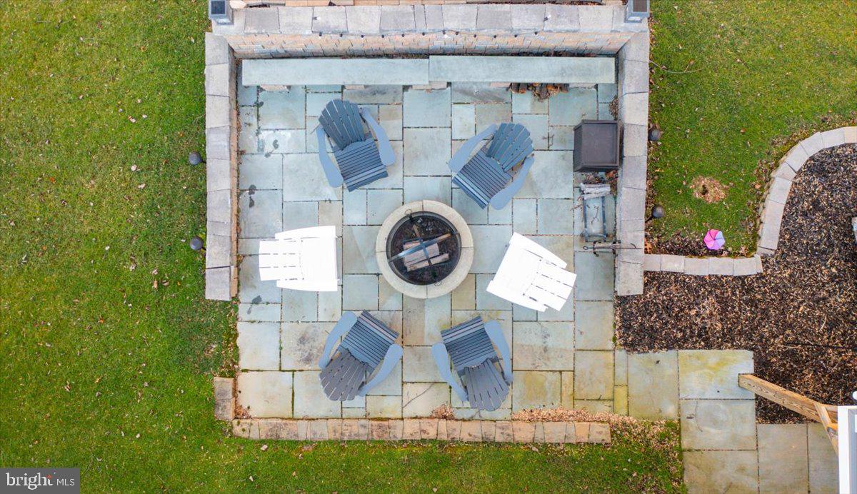 BLUNT COMMONS - Residential