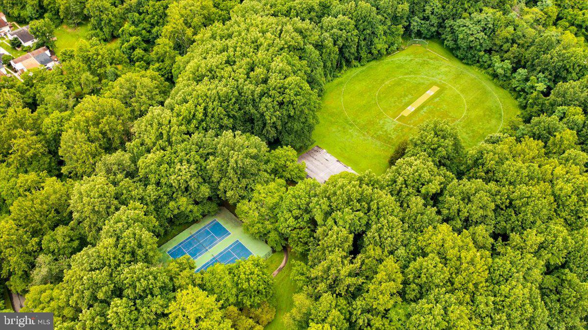 BLUNT COMMONS - Residential