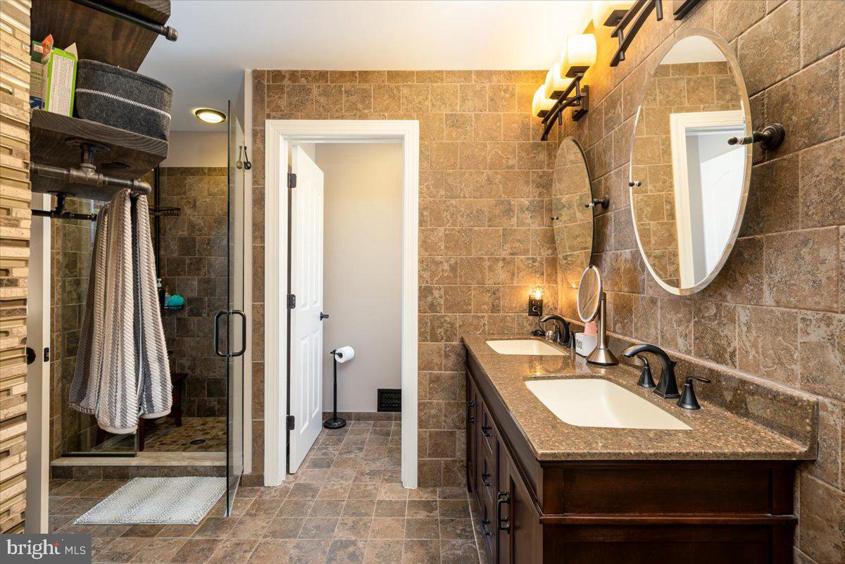 BLUNT COMMONS - Residential