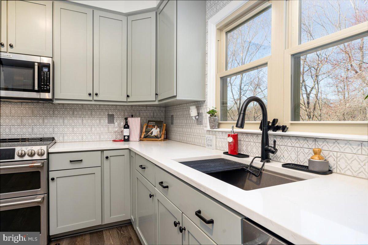 BLUNT COMMONS - Residential