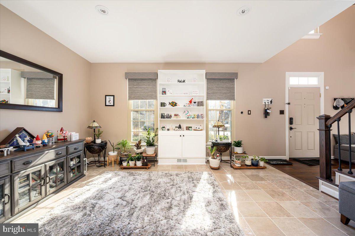 BLUNT COMMONS - Residential