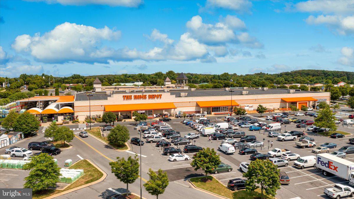 BLUNT COMMONS - Residential