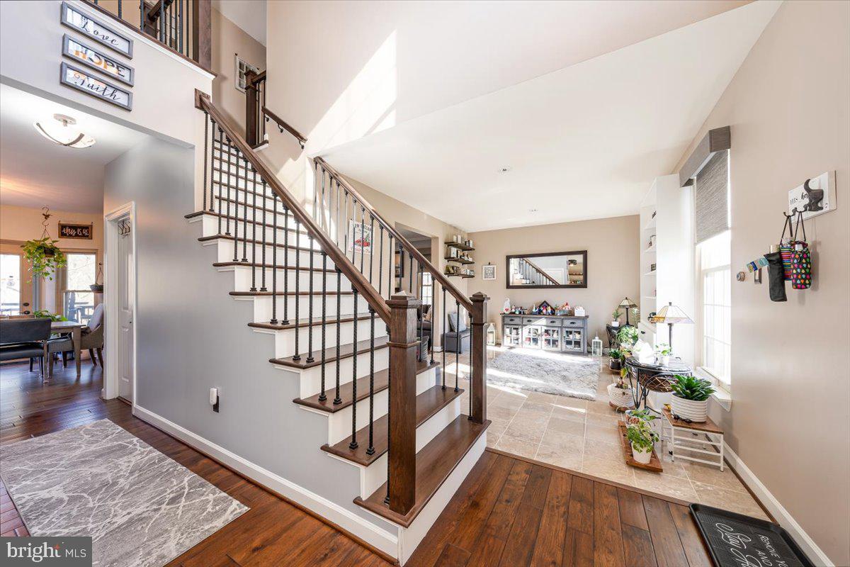 BLUNT COMMONS - Residential